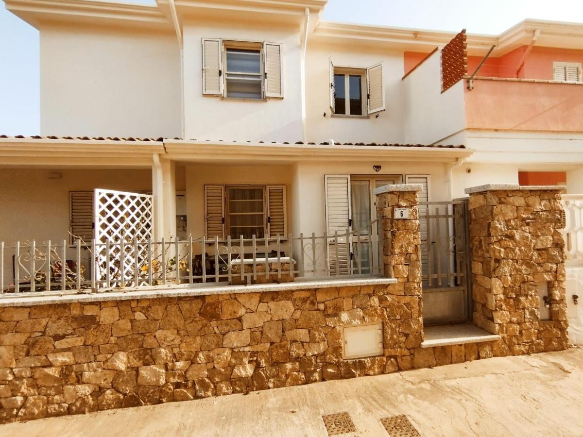 Summer Room- Fronte Spiaggia La Caletta Εξωτερικό φωτογραφία