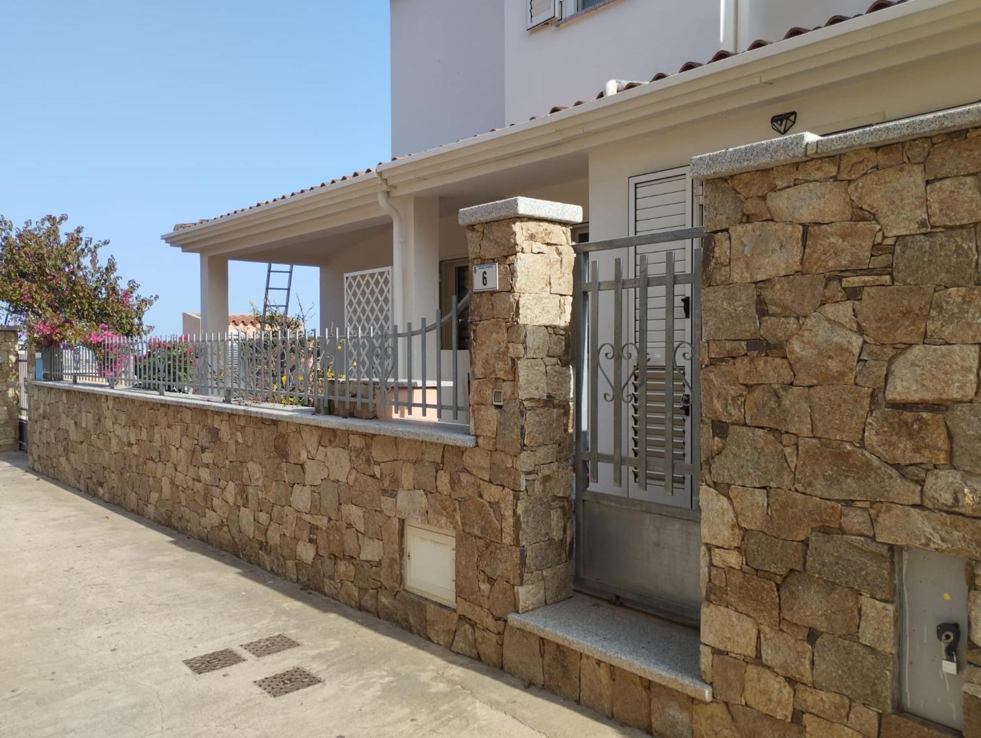 Summer Room- Fronte Spiaggia La Caletta Εξωτερικό φωτογραφία